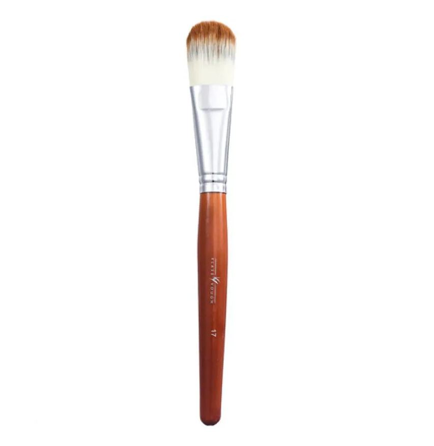 Klass Vough Pincel para Base Brown Line 17
