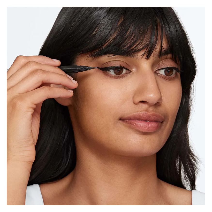 Clinique Caneta Delineadora High Impact Easy Liquid Black 0,67g