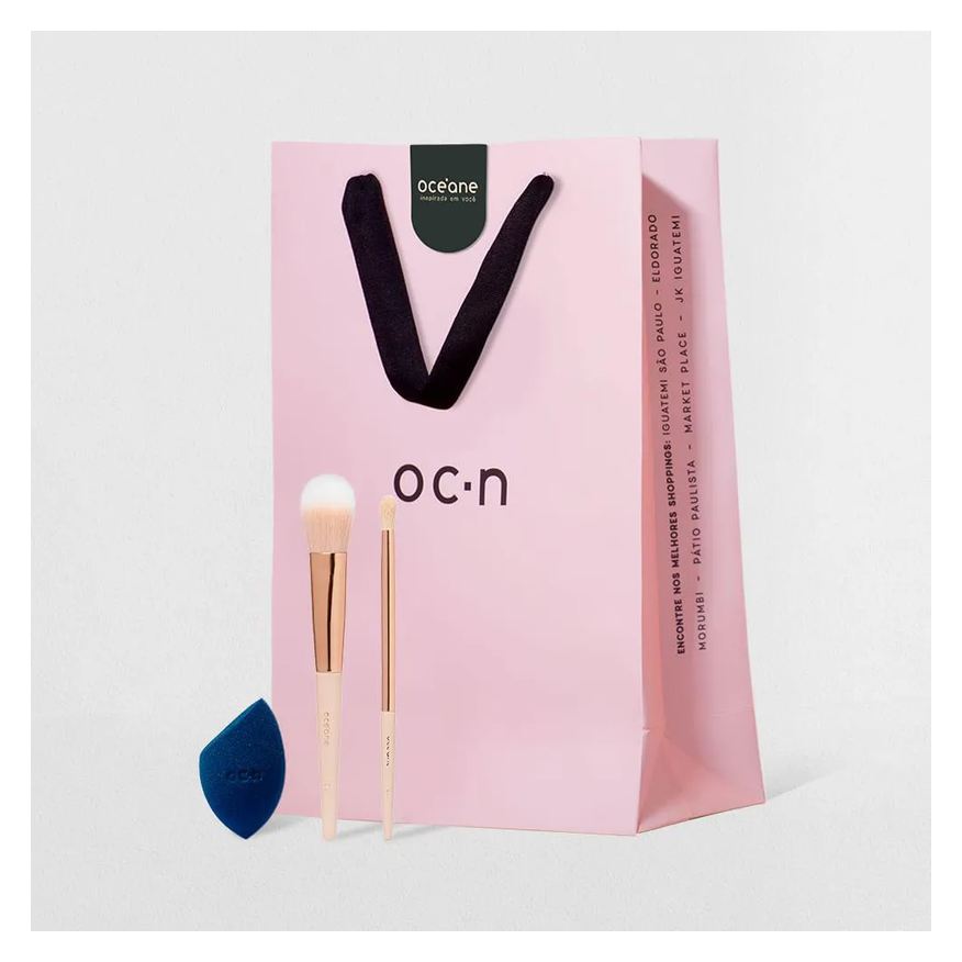 Océane Kit Esponja de Maquiagem Azul + Pincel para Blush Ocn3 + Pincel para Sombra Ocn8 + Sacola de Presente Pequena (4 Produtos)