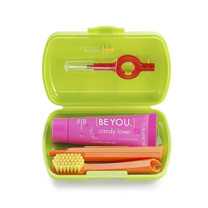 Viagem Kit Curaprox Escova de Dente 5460 + Escova Interdental + Pasta de Dente 10ml